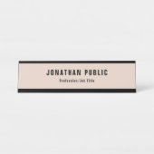 Moderne einfache Vorlage Elegant Beige Schwarz Schreibtischnamensplakette (Vorderseite )