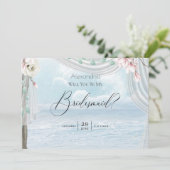 Moderne Elegant Beach Arbor ist meine Bridesmaid Einladung (Stehend Vorderseite)