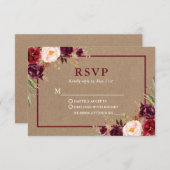 Moderne Elegant Burgundy Floral Wedding Kraft RSVP Karte (Vorne/Hinten)