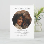 Moderne Elegant Couple's Foto Wedding Save The Date (Stehend Vorderseite)