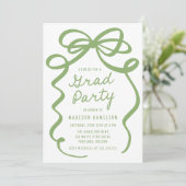 Moderne Elegant Green Bow Foto Graduation Party Einladung (Stehend Vorderseite)