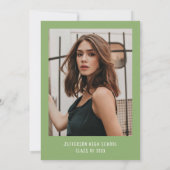 Moderne Elegant Green Bow Foto Graduation Party Einladung (Rückseite)