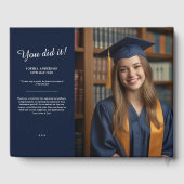 Moderne Elegant Navy Blue 2-Foto Grad Keepake Gästebuch (Rückseite)