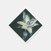 Moderne Elegant Weiß und Blauer Lilie Wasserfarben Serviette (Ecke)