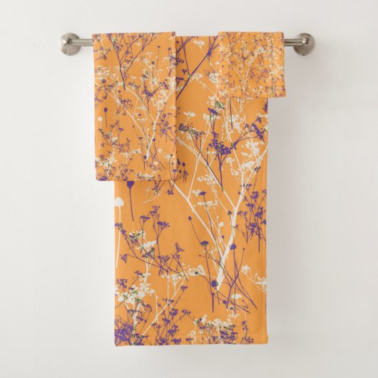 Moderne elegante Abstrakte Wildblumen Lila Orange Badhandtuch Set (Insitu)
