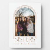 Moderne elegante Arch Frame Sisters Foto Keepake Fotoplatte (Vorderseite)