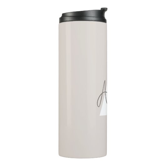 Moderne elegante Beige Monogram Custom Initial Thermosbecher (Nach links gedreht)
