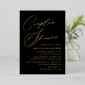 Moderne elegante Black and Gold Couple Dusche Folieneinladung (Stehend vorne)