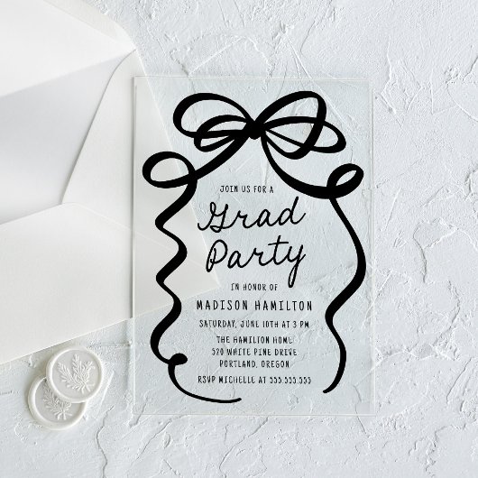 Moderne elegante Black Bow Graduation Party Acryleinladungen
