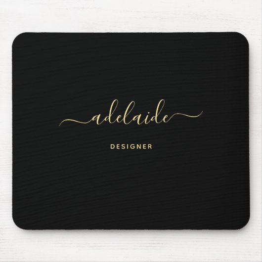 Moderne elegante Black Gold Monogram Script Girly Mousepad (Vorne)