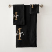 Moderne elegante Black Gold Monogram Script Name Badhandtuch Set (Insitu)