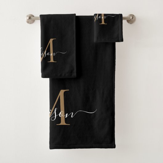 Moderne elegante Black Gold Monogram Script Name Badhandtuch Set (Insitu)