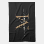 Moderne elegante Black Gold Monogram Script Name Geschirrtuch (Vertikal)