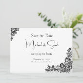 Moderne elegante Black Lace Save the Date Card (Stehend Vorderseite)