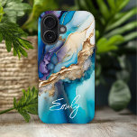 Moderne Elegante Blue Gold Marmor Personalisiert N iPhone 16 Hülle<br><div class="desc">Modernes Elegant Blue Gold Marble Personalisiert Name iPhone 16 Hüllen bietet Ihren personalisierten Namen in einer eleganten Kalligraphie Schrift Typografie auf einem modernen blauen und goldenen Marmorhintergrund. Perfektes Geschenk für sie zum Geburtstag,  Mutter zum Muttertag,  Schwester oder Bestie für Weihnachten und Feiertage. Entworfen von ©Evco Studio www.zazzle.com/store/evcostudio</div>