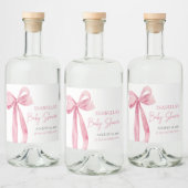 Moderne elegante Blush Pink Bow Ribbon Babydusche Alkoholflaschenetikett (Flaschen)