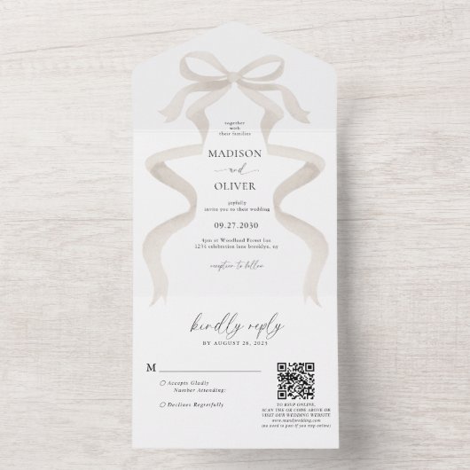 Moderne elegante Elfenbeinbeige-Bow-Monogramm-Hoch All In One Einladung (Innen)