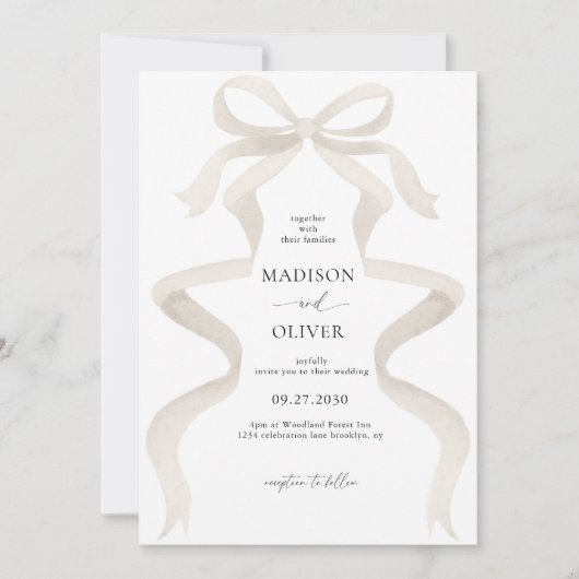 Moderne elegante Elfenbeinbeige-Bow-Monogramm-Hoch Einladung (Vorderseite)