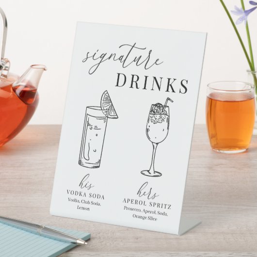 Moderne elegante Getränke aus Schwarz und Weiß Sockelschild (In Situ)