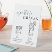 Moderne elegante Getränke aus Schwarz und Weiß Sockelschild (In Situ)