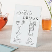 Moderne elegante Getränke aus Schwarz und Weiß Sockelschild (In Situ)