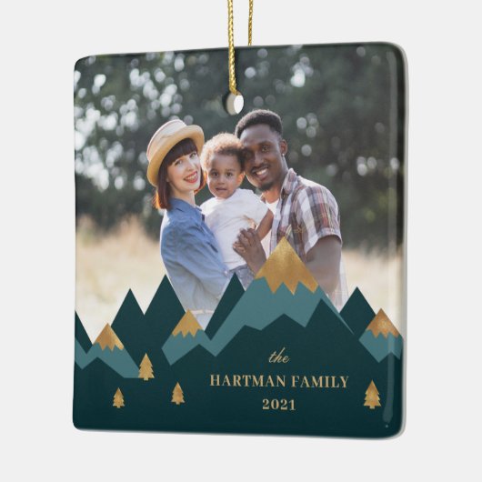 Moderne Elegante Goldberge Foto Weihnachten Keramikornament (Links)