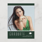 Moderne Elegante Graduate Foto Grüne Ankündigung Postkarte (Vorderseite)