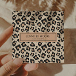 Moderne Elegante Leopard Gepard Custom Quadratische Visitenkarte<br><div class="desc">Das ist eine moderne elegante Leopard Cheetah Custom Business Card!</div>