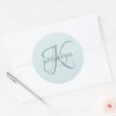 Moderne elegante Monogram Script Aqua Blue Runder Aufkleber (Umschlag)