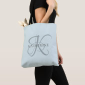 Moderne elegante Monogram Script Aqua Blue Tasche (Von Nahem)