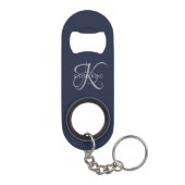 Moderne elegante Monogram Script Navy Blue Mini Flaschenöffner (Rückseite)