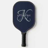 Moderne elegante Monogram Script Navy Blue Pickleball Schläger (Rückseite)