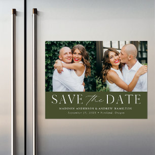 Moderne elegante Oliven-Grün 2 Foto Save-the-Date Magneteinladung