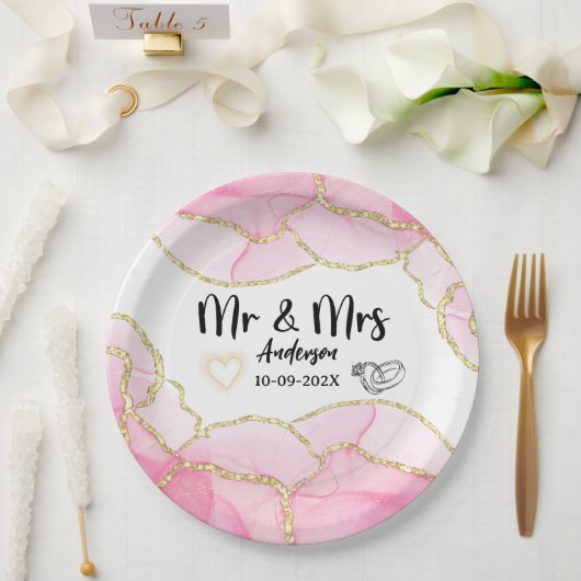 Moderne elegante Rosa und Gold Mr. and Mrs. Weddin Pappteller (Hochzeit)