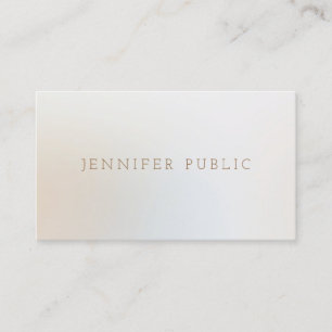 Moderne elegante saubere Kosmetikerin im Schönheit Visitenkarte