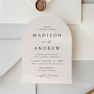 Moderne elegante Schrift Cream Arch Hochzeit Einladung