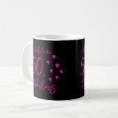 Moderne elegante schwarz-heiße rosa Herzen 50. Geb Kaffeetasse (Vorderseite Links)