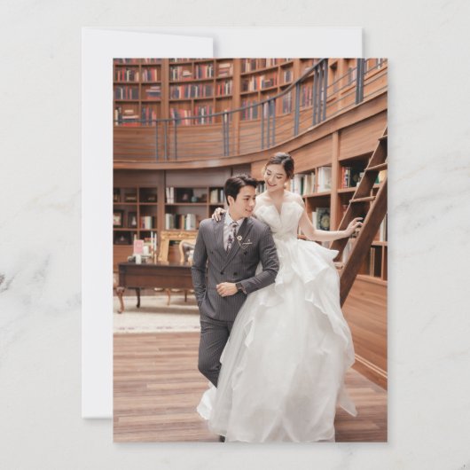 Moderne, elegante Schwarz-Weiß-Foto-Hochzeit Einladung (Rückseite)