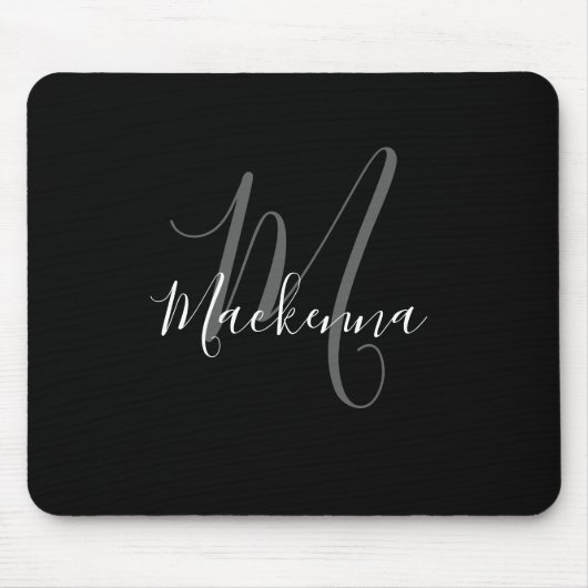 Moderne elegante Schwarz-weiße Monogram Script Gir Mousepad (Vorne)