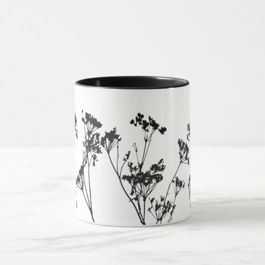 Moderne elegante Schwarz-weiße Wiesen-Blume Tasse (Zentrum)