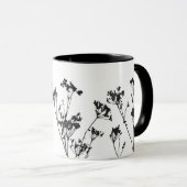 Moderne elegante Schwarz-weiße Wiesen-Blume Tasse (VorderseiteRechts)
