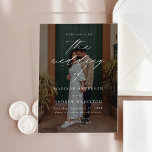 Moderne, elegante Script-Foto-Hochzeit Acryleinladungen<br><div class="desc">Unsere moderne und elegante Script Foto Acrylhochzeit-Einladung verbindet Eleganz mit einer modernen, personalisierten Touch. Diese einzigartige Acryleinladung zeigt Ihre Hochzeitsdetails in feiner weißer Kalligraphie, die über Ihr Foto in der senkrechten Verlobung geschichtet ist. Eine subtile schwarze Transparenzschicht sorgt dafür, dass Ihr Text sich wunderbar gegen das Foto abhebt, wodurch ein...</div>