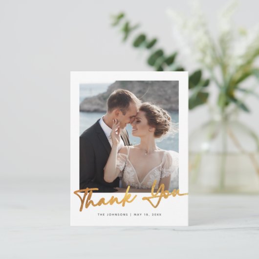 Moderne, elegante Script Foto Hochzeit Vielen Dank Postkarte (Stehend Vorderseite)