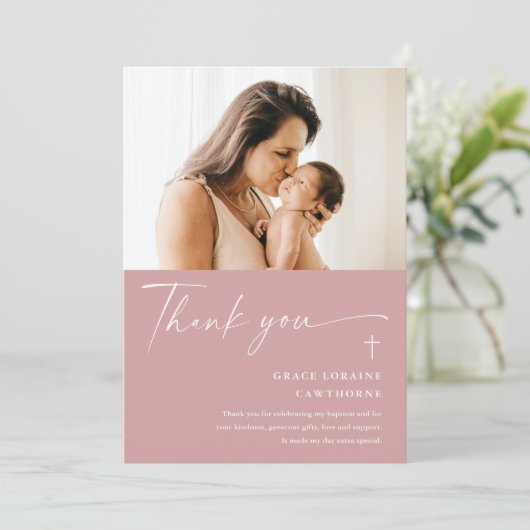 Moderne elegante Script-Foto-Taufe Danke-Karte Einladung (Stehend Vorderseite)