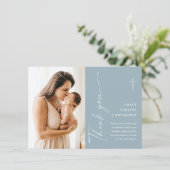 Moderne elegante Script-Foto-Taufe Dankeskarte (Stehend Vorderseite)