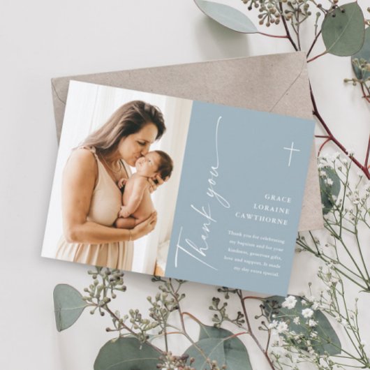 Moderne elegante Script-Foto-Taufe Dankeskarte