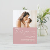 Moderne elegante Script-Foto-Taufe Dankeskarte (Stehend Vorderseite)