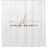 Moderne elegante Script Monogram Initials White Go Duschvorhang (Vorderseite)