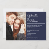 Moderne, elegante Script Navy Blue Foto Hochzeit Einladung (Vorderseite)