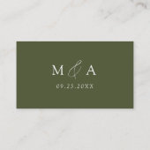 Moderne, elegante Script Olive Green Wedding Platzkarte (Rückseite)